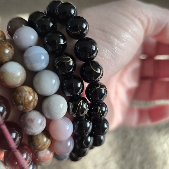 🐰SALE🐰 10mm Golden Black Agate Bracelet - Picture 7 of 12